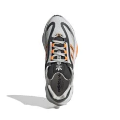 Adidas Scarpe Da Ginnastica Ozweego Pure -Negozio Di Scarpe Da Ginnastica Di Moda adidas gz9180 3 footwear photography top portrait view white